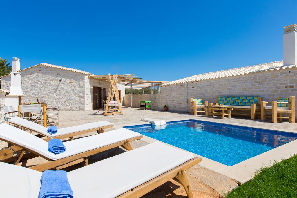 Chainteris Villas, Vast Views, By Thinkvilla Prínos 外观 照片